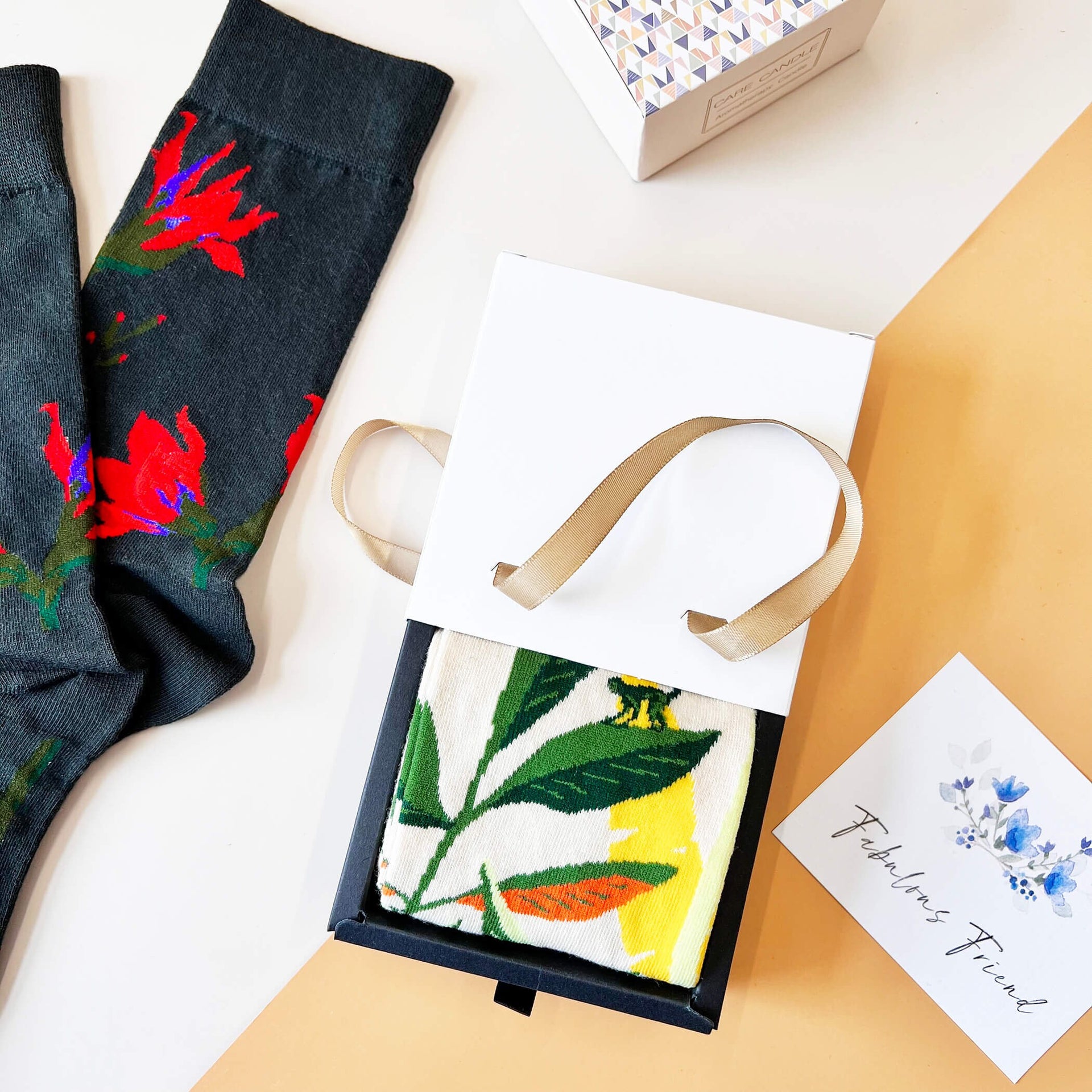 Pick Your Favourite Plant and Animal Socks In A Box